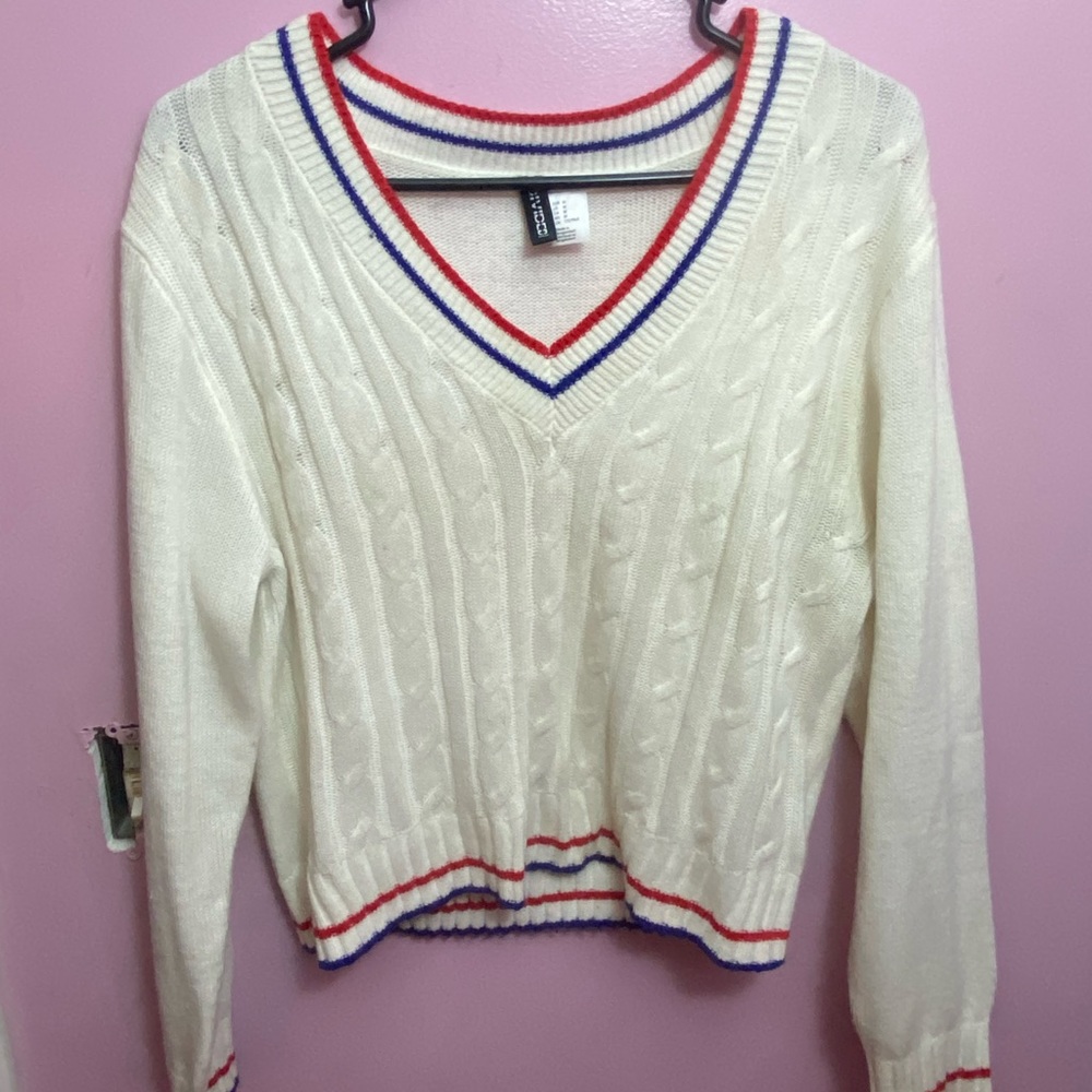 Oversized V-Neck Sweater - H&M